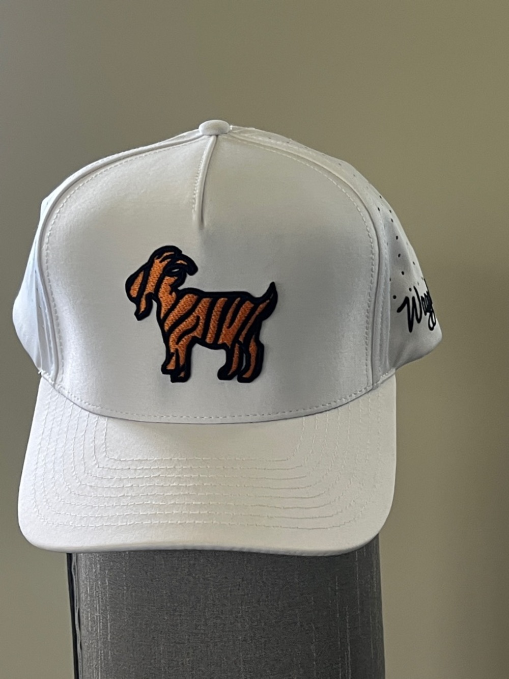 Waggle the Goat Hat
